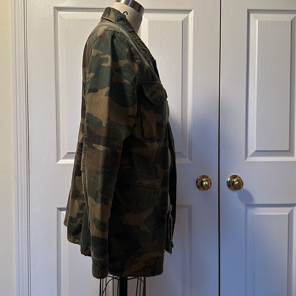 Alpha Industries Camo Canvas Jacket - Picture 5 of 6